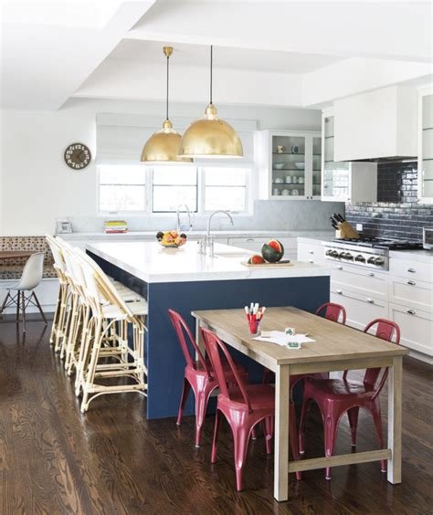 How to Design a Family-Friendly Kitchen That Works for Everyone