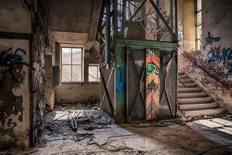 The Ultimate Guide to Urban Exploration in Top Global Cities
